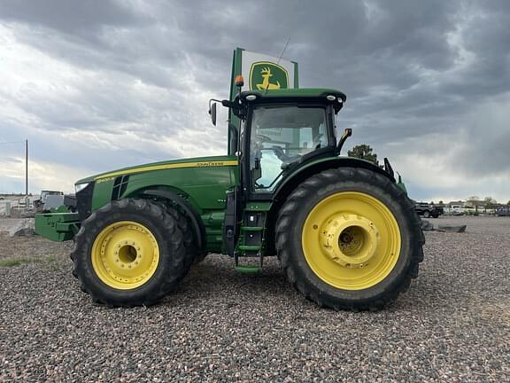 Image of John Deere 8400R equipment image 3