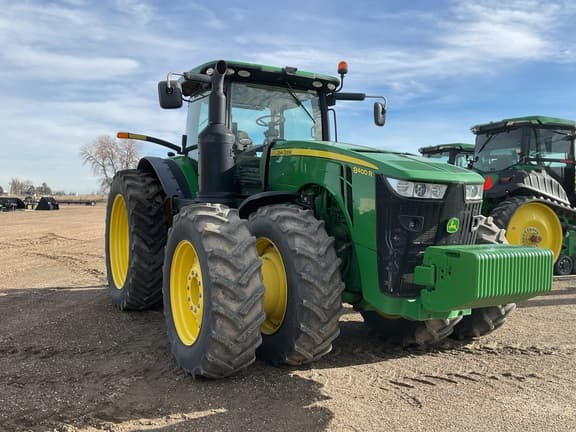 Image of John Deere 8400R equipment image 3