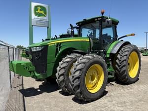 2017 John Deere 8400R Image