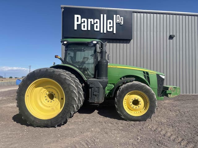 Image of John Deere 8400R equipment image 1