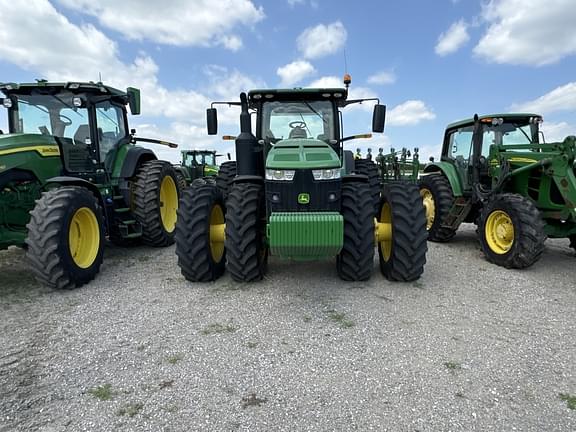 Image of John Deere 8400R equipment image 1