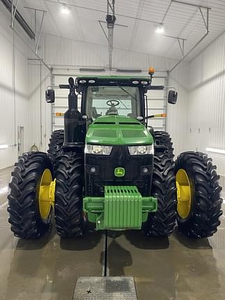 Image of John Deere 8400R equipment image 1