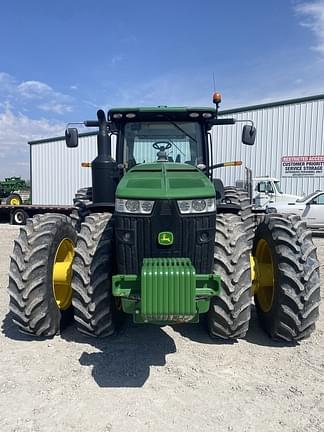Image of John Deere 8400R equipment image 1