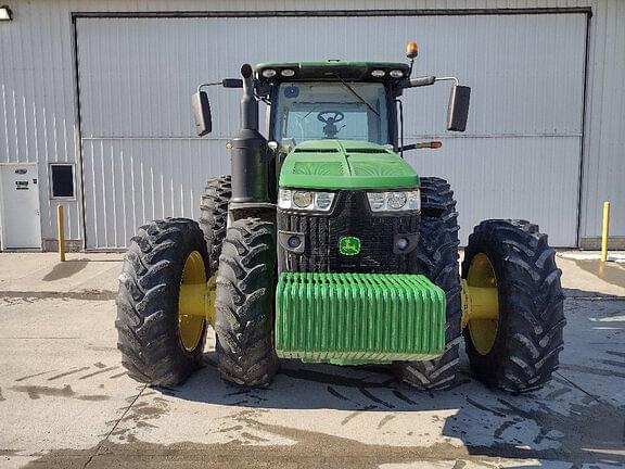 Image of John Deere 8400R equipment image 3