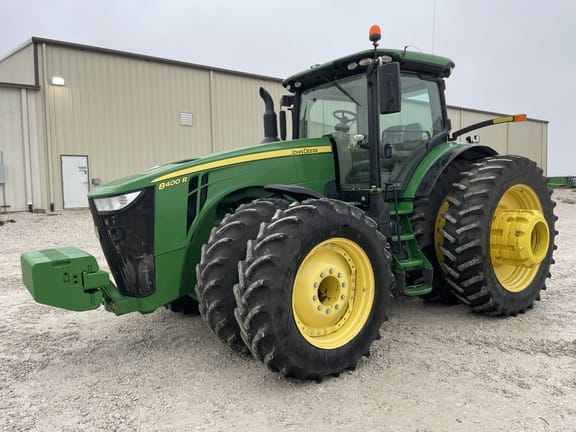 2017 John Deere 8400R Equipment Image0