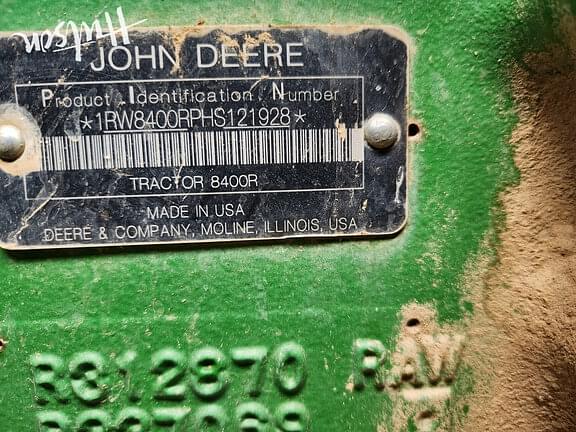 Image of John Deere 8400R equipment image 2