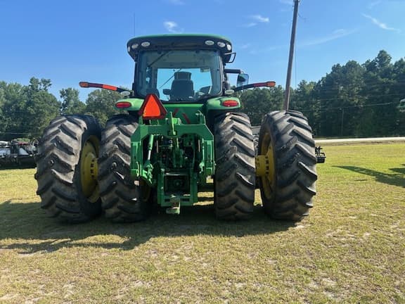 Image of John Deere 8400R equipment image 4