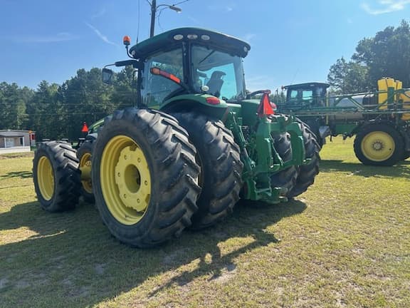 Image of John Deere 8400R equipment image 3