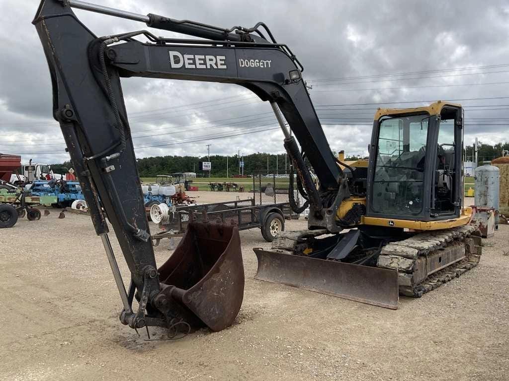 2017 John Deere 85G Equipment Image0