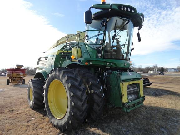 Image of John Deere 8600i Primary image