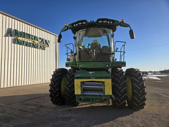 Image of John Deere 8800i equipment image 2