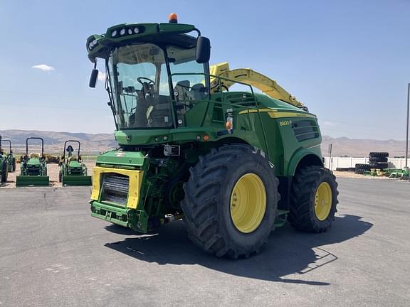 Image of John Deere 8800 Primary image