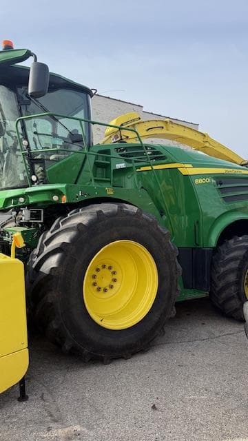 Image of John Deere 8800i equipment image 4