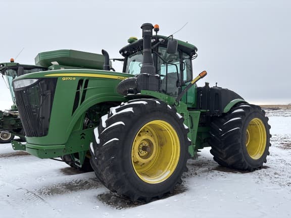 Image of John Deere 9370R equipment image 1