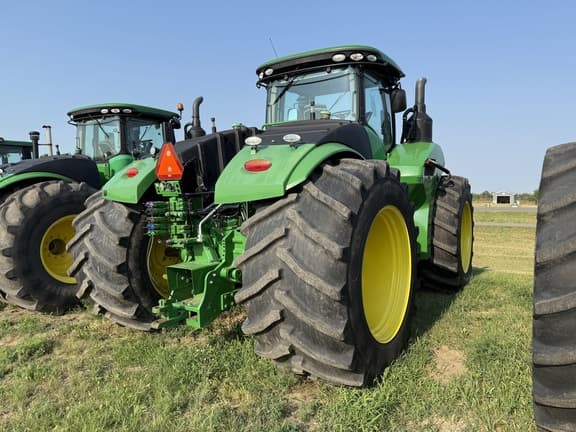 Image of John Deere 9370R equipment image 1