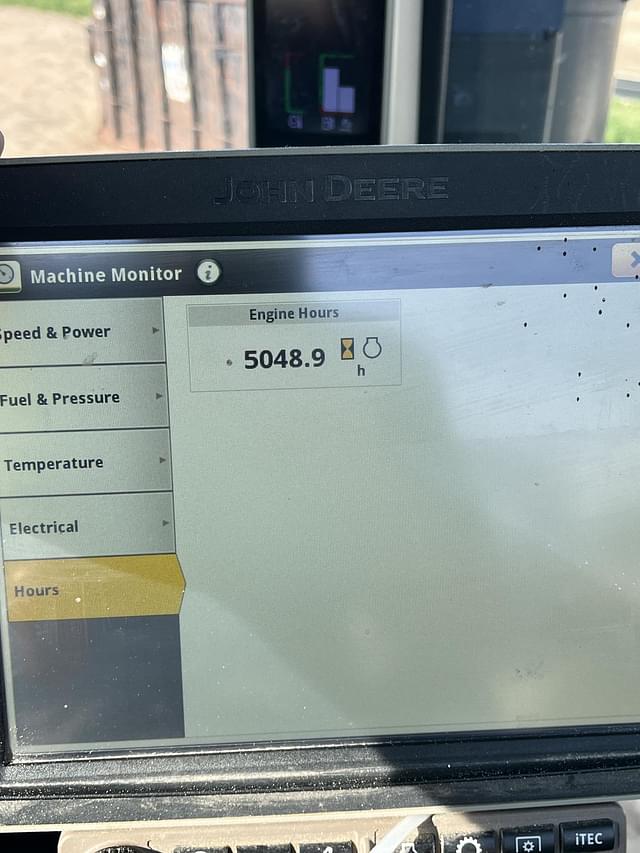 Image of John Deere 9420R equipment image 1