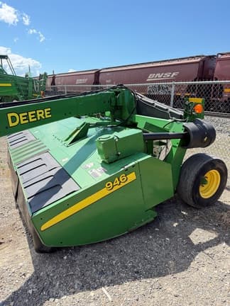 Image of John Deere 946 equipment image 3