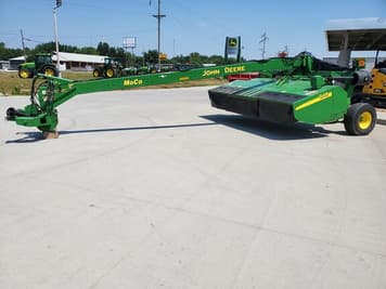 Main image John Deere 946