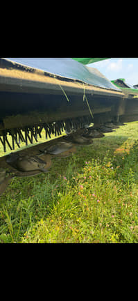 Image of John Deere 946 equipment image 4