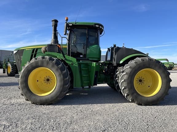 Image of John Deere 9520R equipment image 1