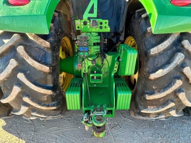 Image of John Deere 9520R equipment image 4
