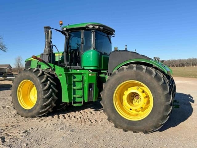 Image of John Deere 9520R equipment image 2