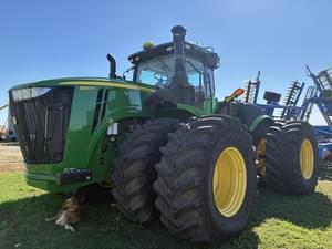 2017 John Deere 9520R Image