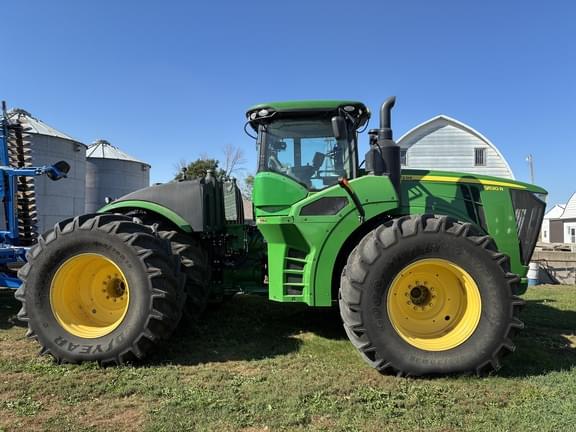 Image of John Deere 9520R equipment image 2