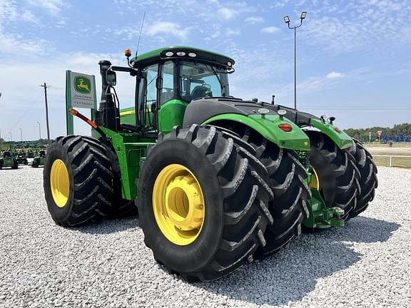 Image of John Deere 9520R equipment image 2