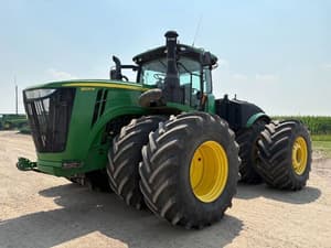 2017 John Deere 9520R Image