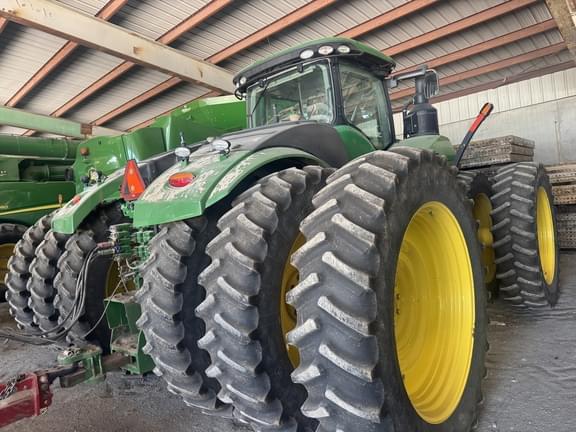 Image of John Deere 9520R equipment image 2