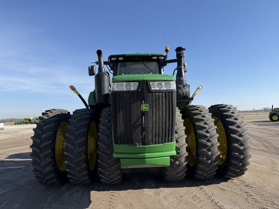 Image of John Deere 9520R equipment image 2