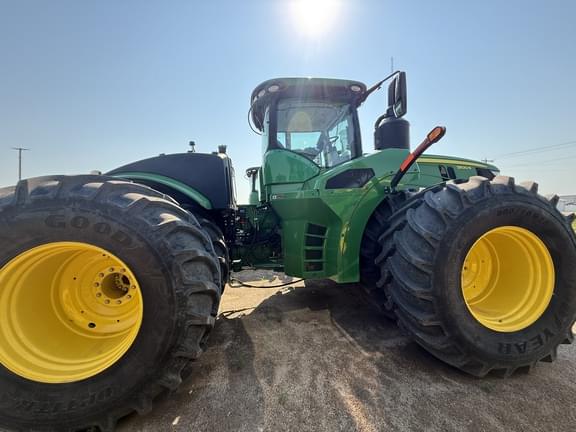 Image of John Deere 9520R equipment image 2