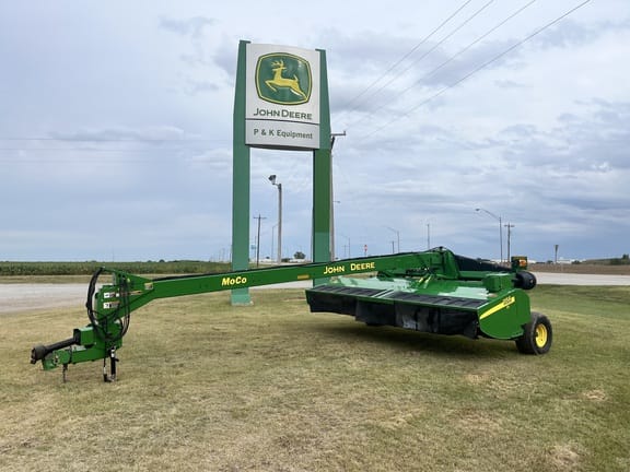 Main image John Deere 956