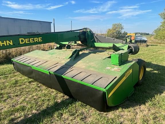 Image of John Deere 956 equipment image 1