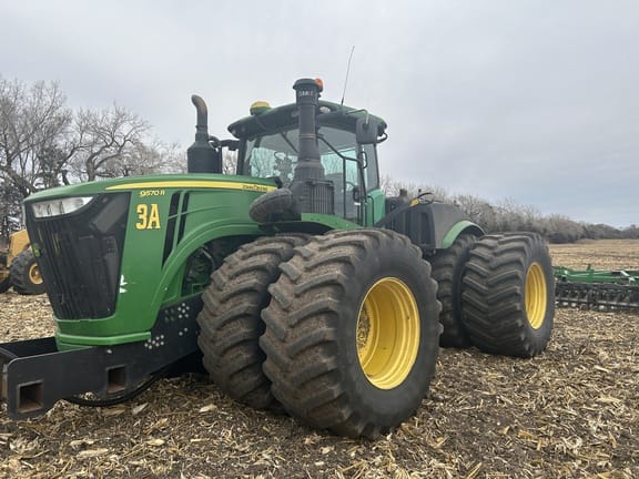 2017 John Deere 9570R Equipment Image0