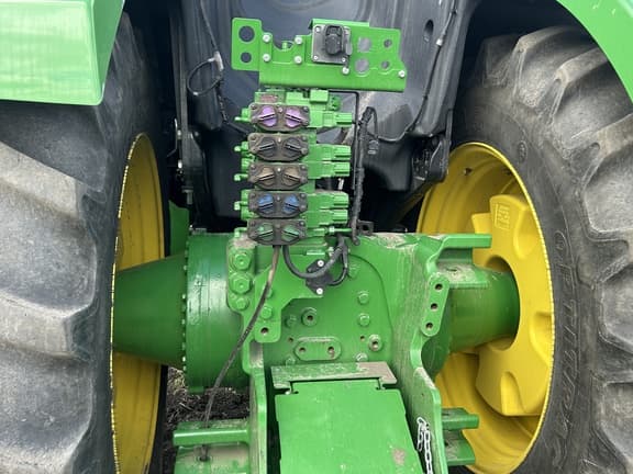 Image of John Deere 9570R equipment image 4