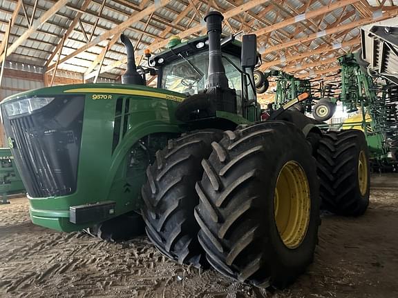 Image of John Deere 9570R equipment image 1