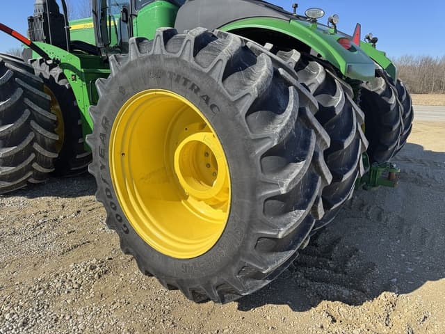 Image of John Deere 9620R equipment image 3