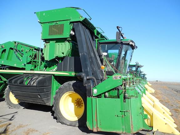 Image of John Deere CP690 equipment image 4