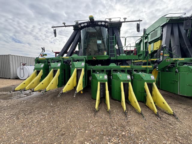 Image of John Deere CP690 equipment image 3