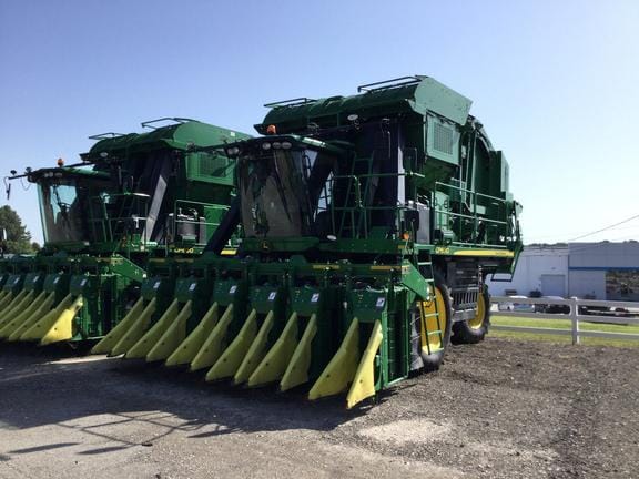 Main image John Deere CP690