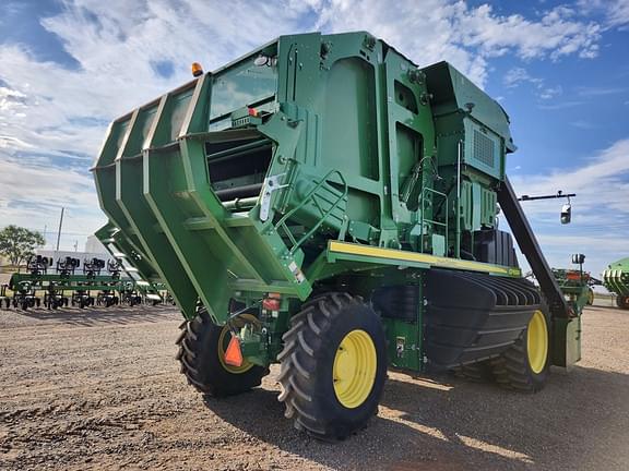 Image of John Deere CP690 equipment image 4