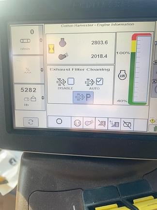 Image of John Deere CP690 equipment image 4