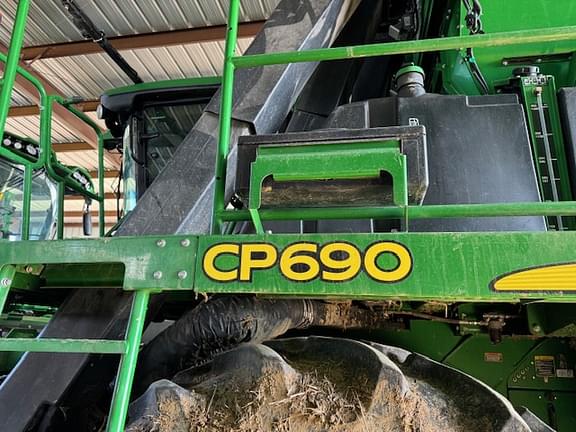 Image of John Deere CP690 equipment image 3