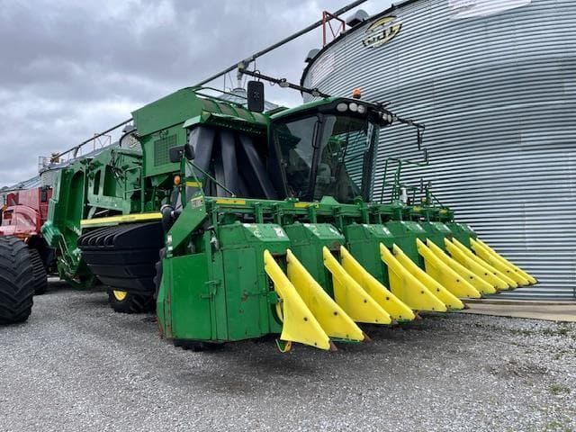 Image of John Deere CP690 equipment image 1