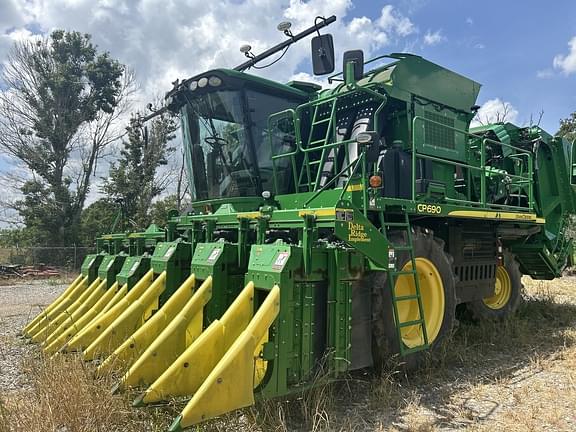 Image of John Deere CP690 equipment image 1
