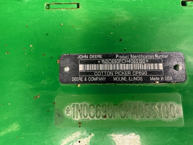 2017 John Deere CP690 Equipment Image0