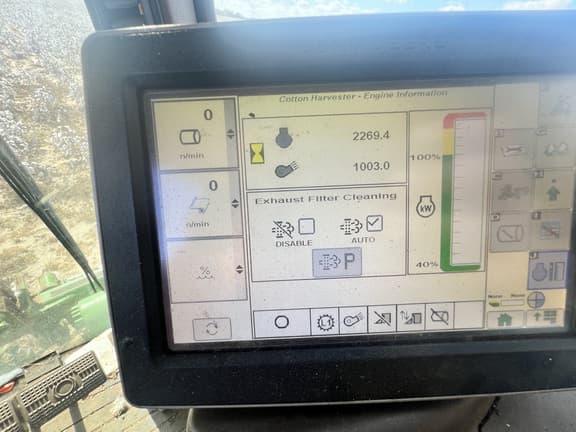 Image of John Deere CP690 equipment image 4