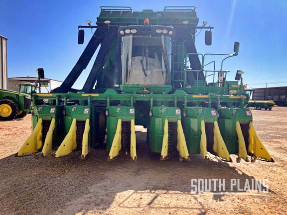 Image of John Deere CP690 equipment image 3